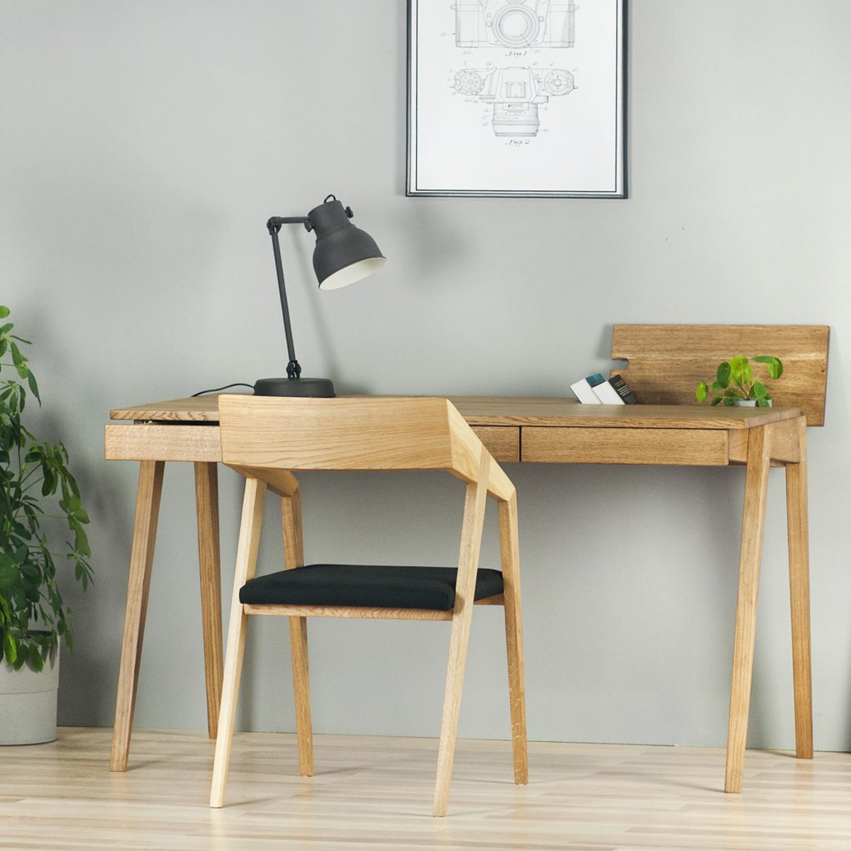Chasseral Large Desk in Oak