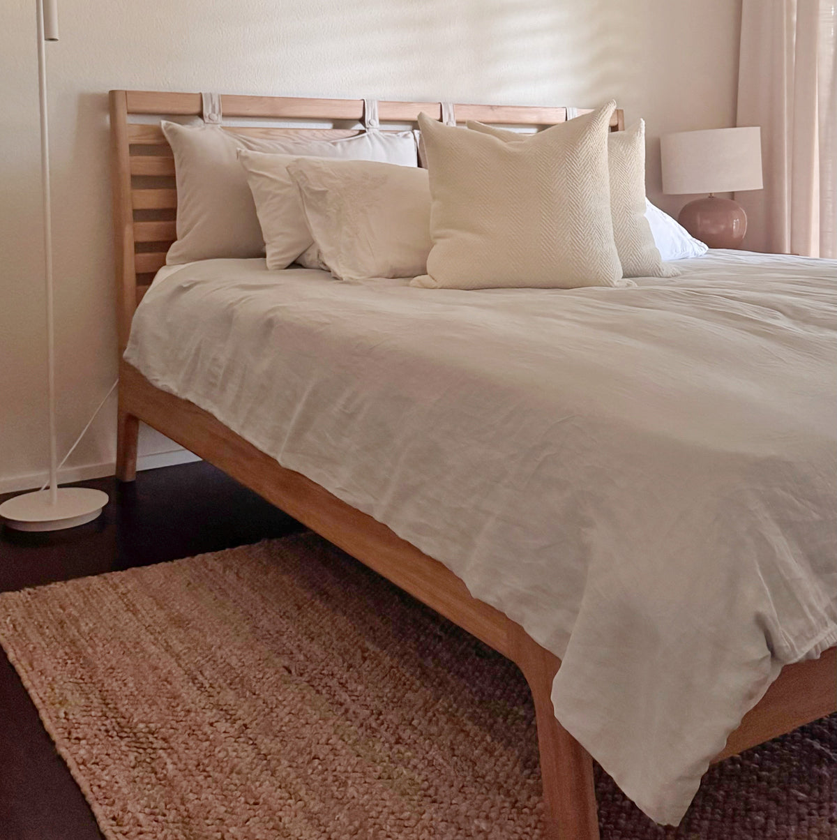 ÉTAUDORÉ Bernina bed made from solid oak wood